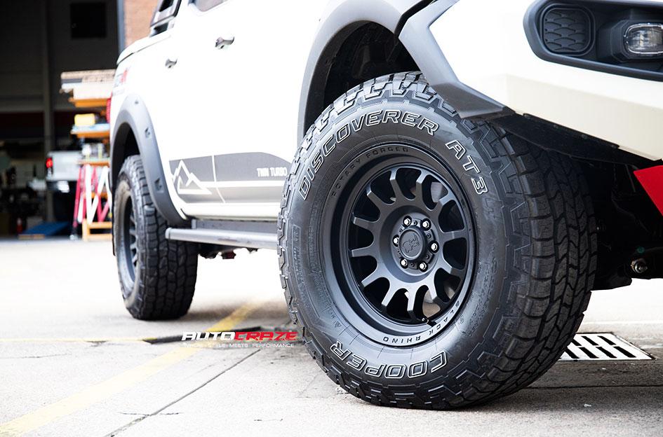 NISSAN NAVARA RAPID MATTE BLACK