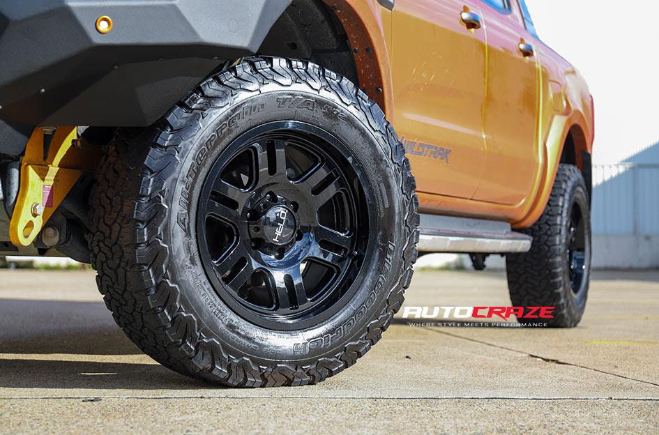 FORD RANGER HE916 GLOSS BLACK