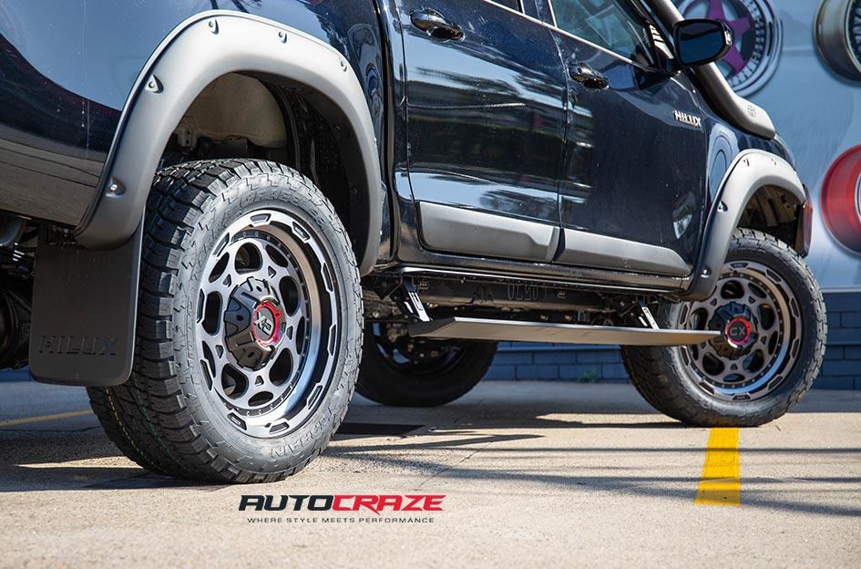 TOYOTA HILUX 4WD DEMODOG XD SATIN BLACK GREY TINTED CLEAR COAT