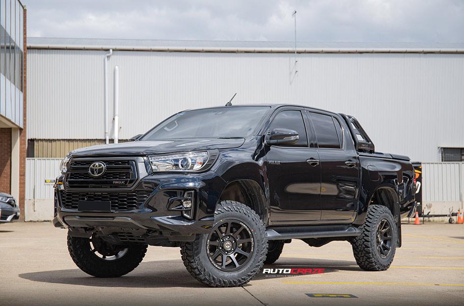 TOYOTA HILUX N80 4WD SNIPER SATIN BLACK