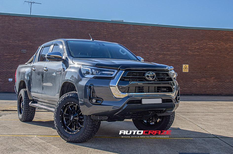 TOYOTA HILUX N80 4WD MO962 GLOSS BLACK