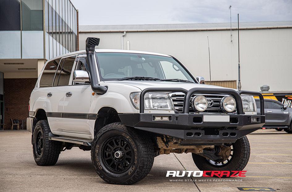 TOYOTA LANDCRUISER OFF ROAD PODIUM STAIN BLACK