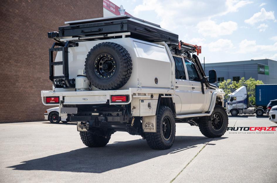TOYOTA LANDCRUISER HURRICANE SATIN BLACK