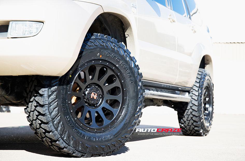TOYOTA-PRADO-VICTIM-MATTE-BLACK