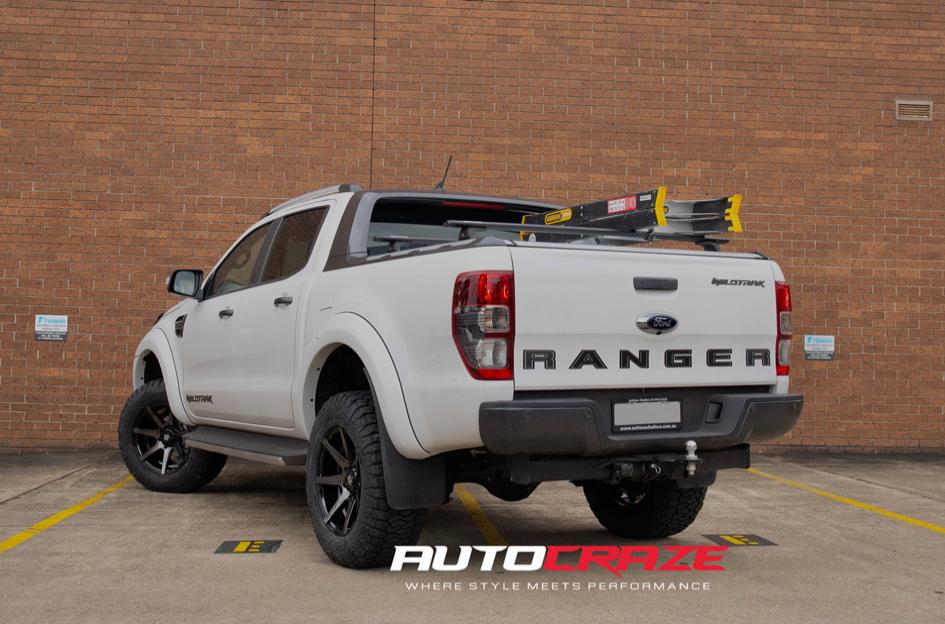 FORD RANGER AVALANCHE MATTE BLACK GREY FACE