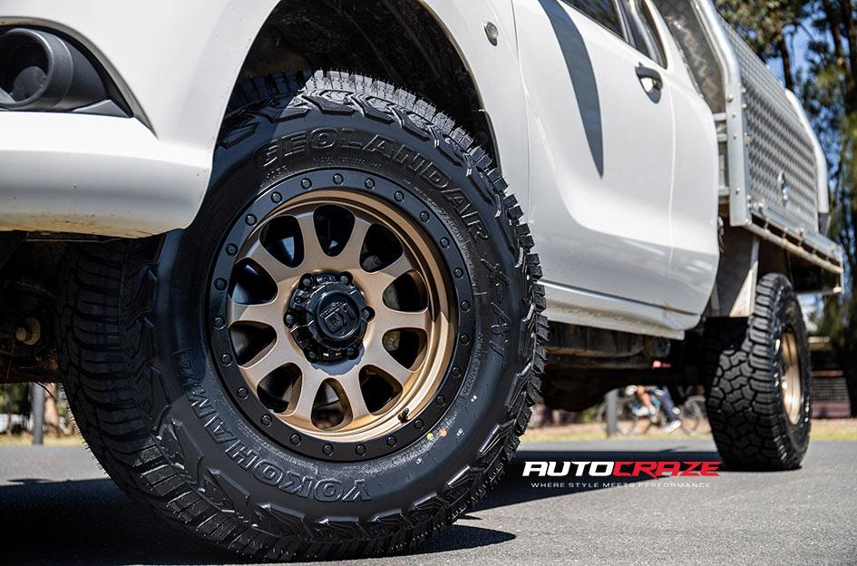 MAZDA BT 50 HURRICANE SATIN BRONZE BLACK LIP