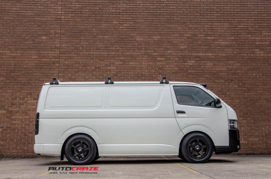 TOYOTA-HIACE-LEECH-SATIN-BLACK