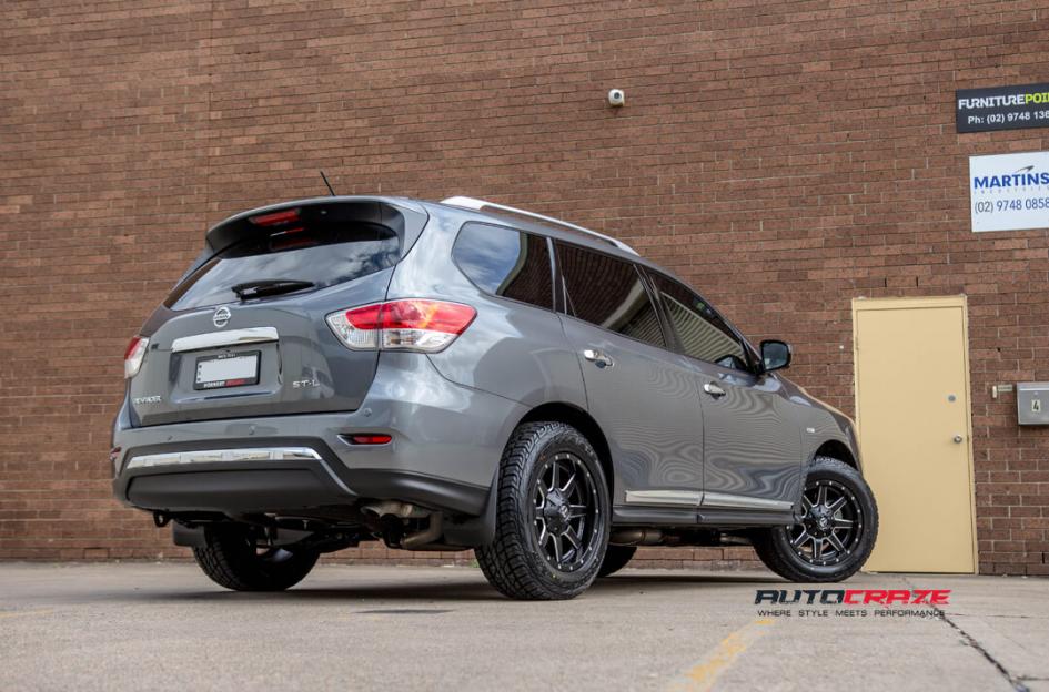 NISSAN PATHFINDER MAVERICK GLOSS BLACK MILLED ACCENTS