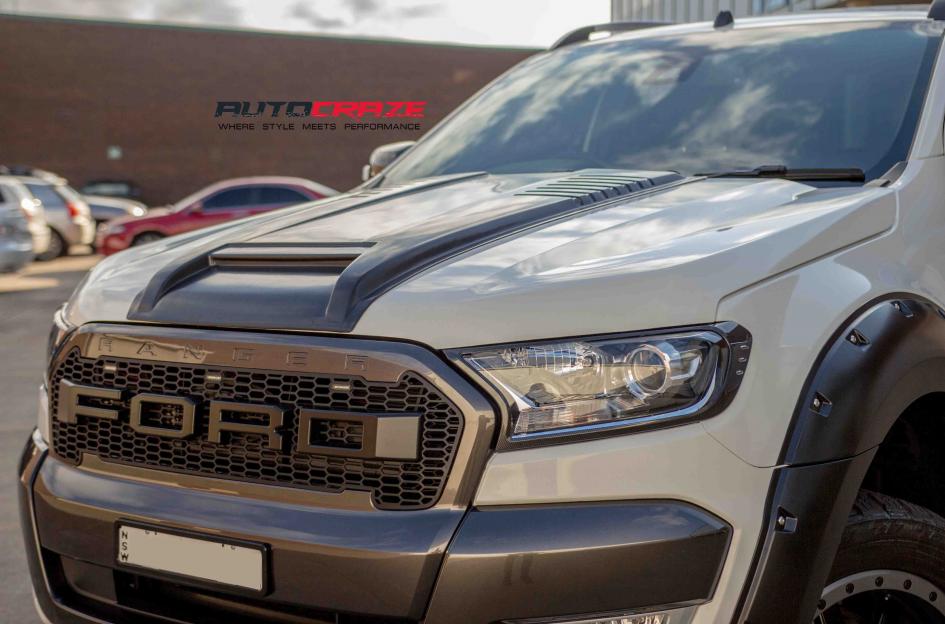 FORD-RANGER-TROPHY-MATTE-BLACK-WITH-ANTHRACITE-RING