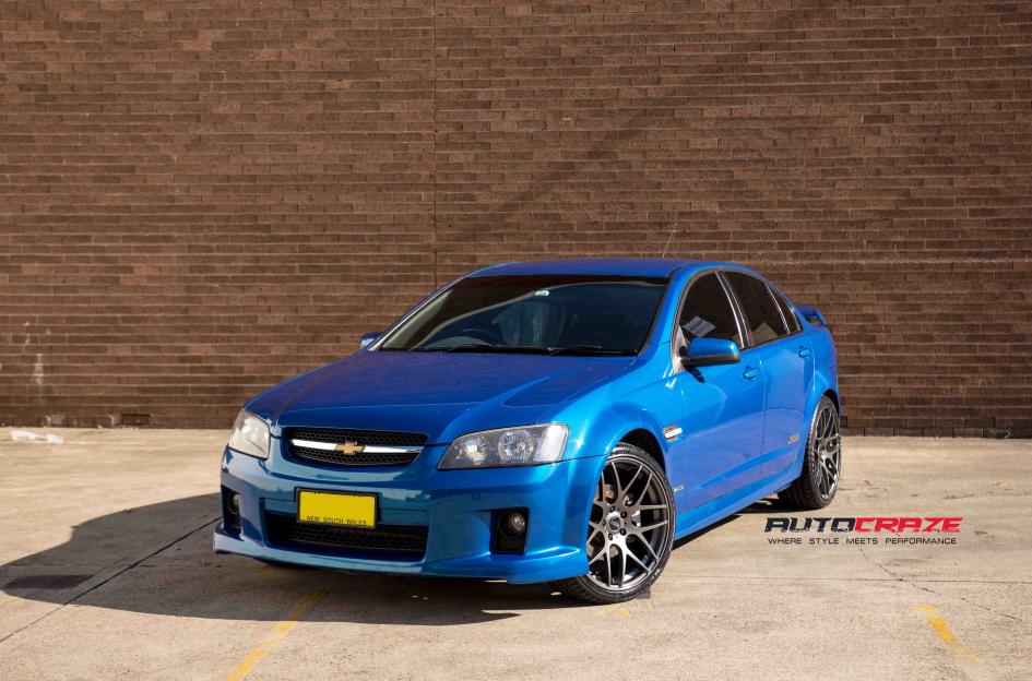 HOLDEN-COMMODORE-M-SPEC-GUN-METALLIC-MATTE