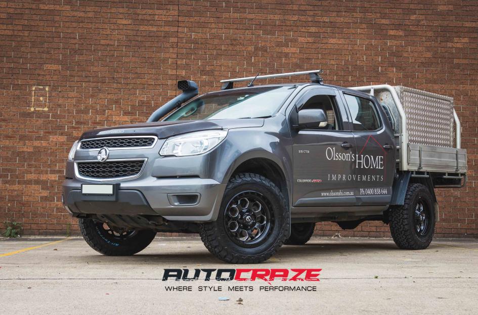 HOLDEN COLORADO SAVAGE GLOSS BLACK MILLED ACCENTS