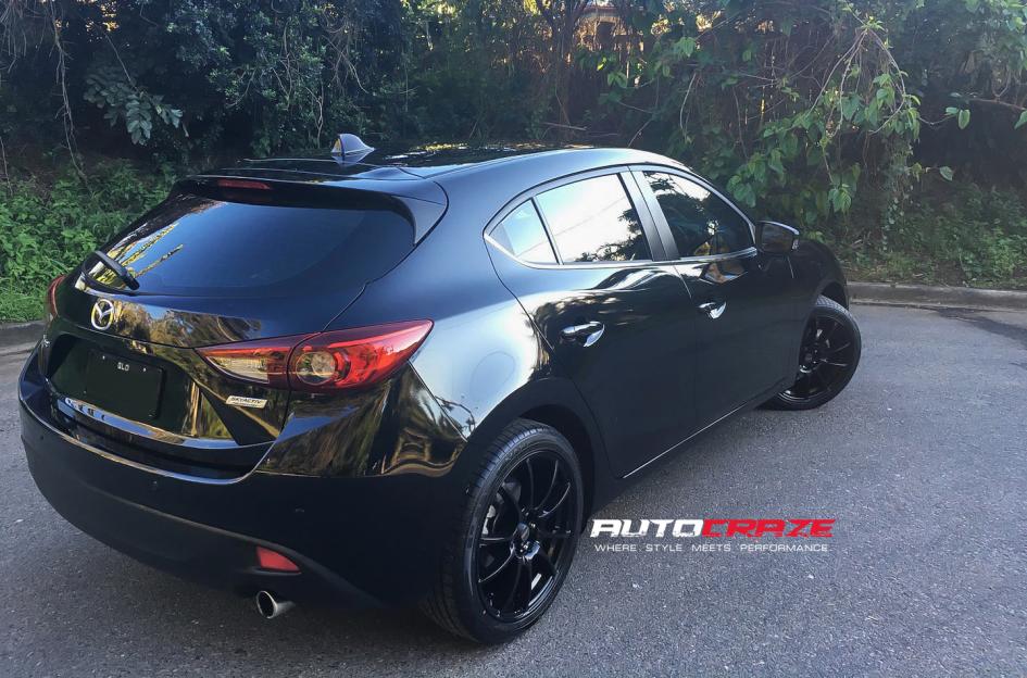 MAZDA-3-CHALLENGE-BLACK