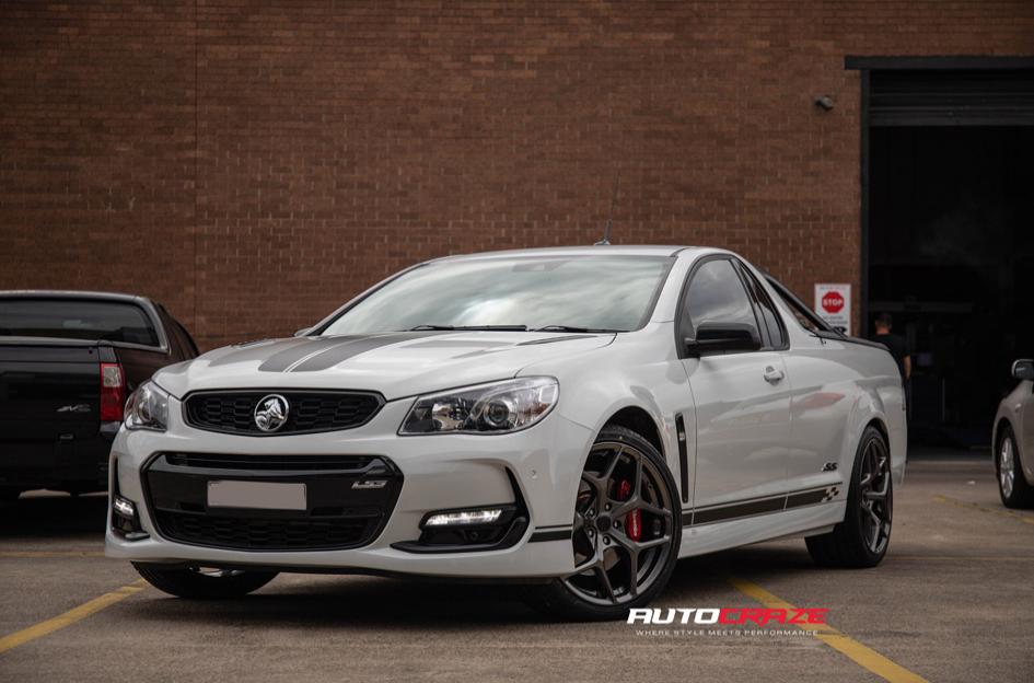 HOLDEN-COMMODORE-DOMINATE-GUNMETAL