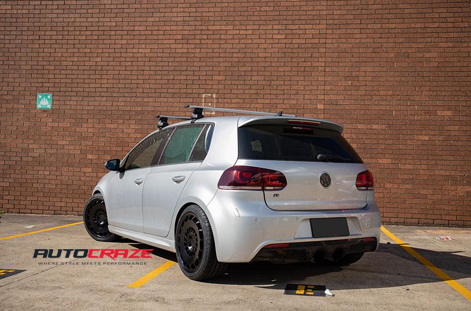VOLKSWAGEN GOLF CCV MATTE BLACK