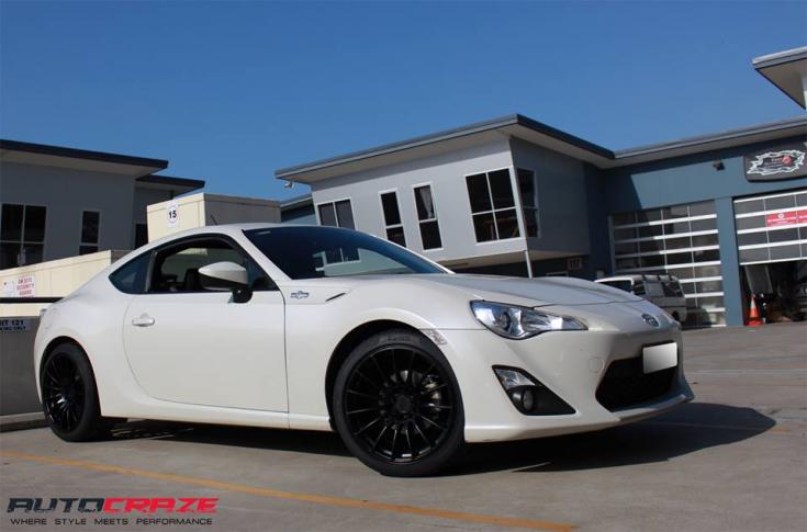 TOYOTA 86 550 FLAT BLACK