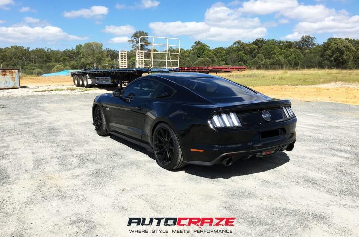 FORD MUSTANG ESSEN SATIN BLACK