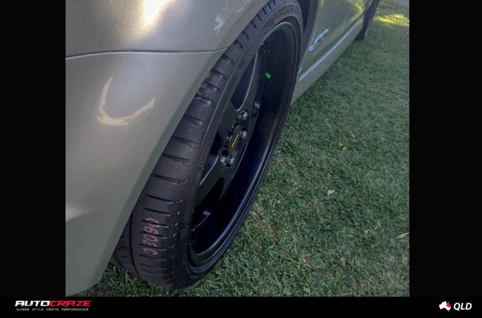 HOLDEN-COMMODORE-FR