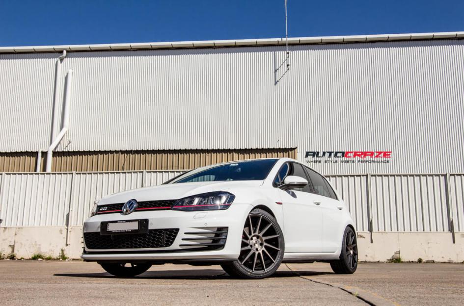 VOLKSWAGEN-GOLF-INVERT-MATTE-BLACK-TINTED-FACE