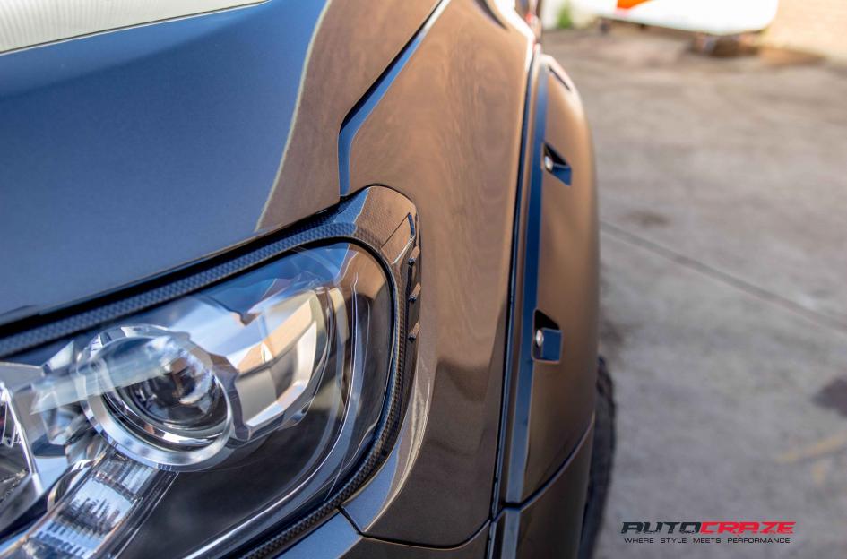 FORD-RANGER-VAPOR-BLACK-MACHINED-WITH-DARK-TINT