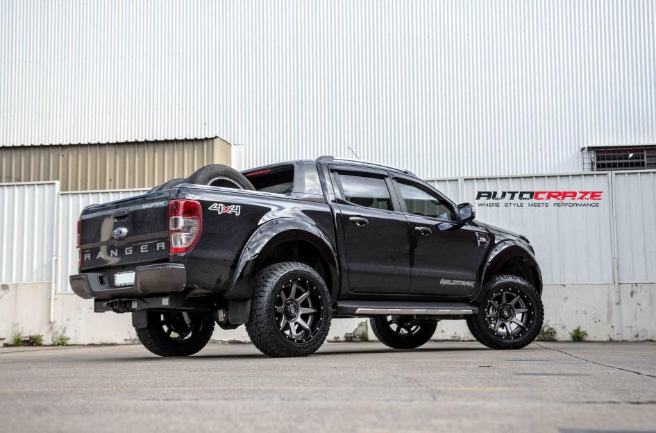 FORD RANGER RAMPAGE MATTE ANTHRACITE GLOSS BLACK LIP