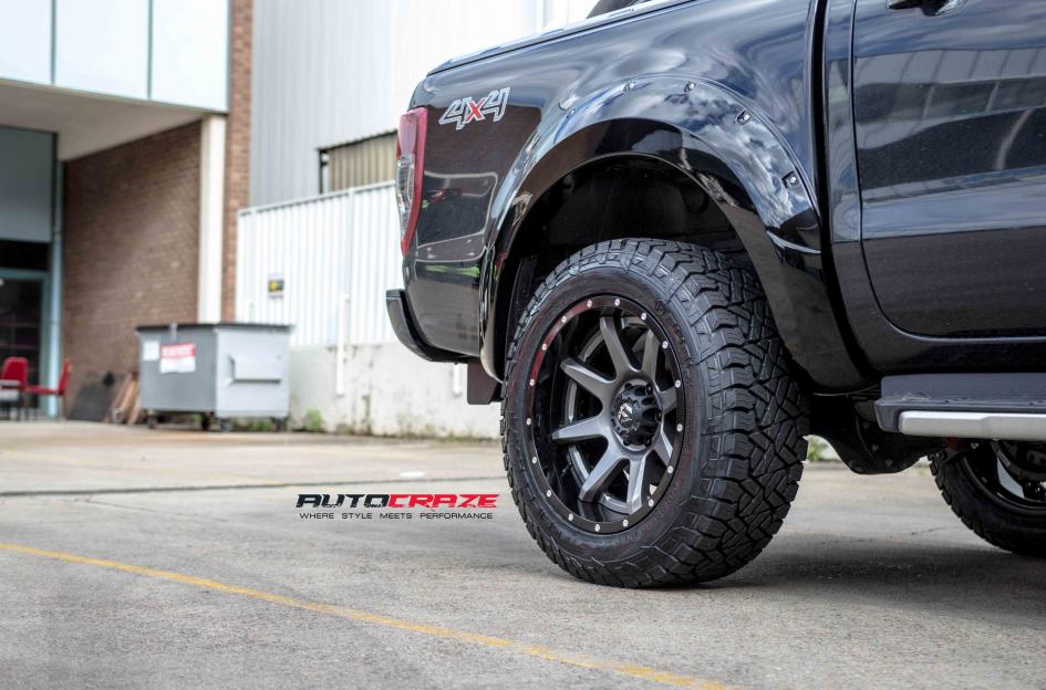 FORD RANGER RAMPAGE MATTE ANTHRACITE GLOSS BLACK LIP