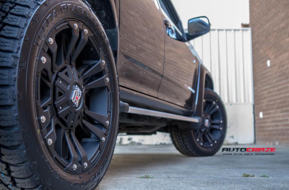 HOLDEN COLORADO MONSTER XD 2 MATTE BLACK