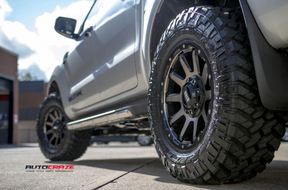 FORD RANGER GD05 BRONZE DARK TINT WITH MATTE BLACK 3