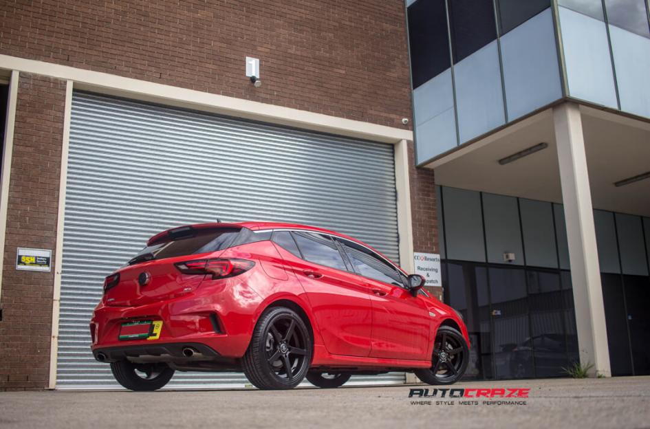 HOLDEN ASTRA  5 STUD  RACER MATTE BLACK