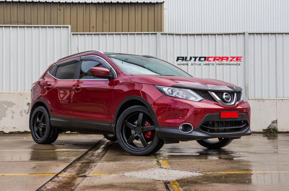 NISSAN QASHQAI PANTANO MATTE BLACK