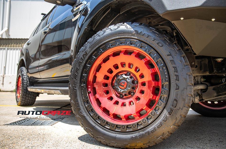 FORD-EVEREST-ZEPHYR-CANDY-RED-WITH-MATTE-BLACK-RING