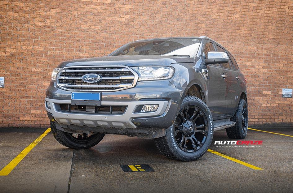 FORD EVEREST VAPOR MATTE BLACK