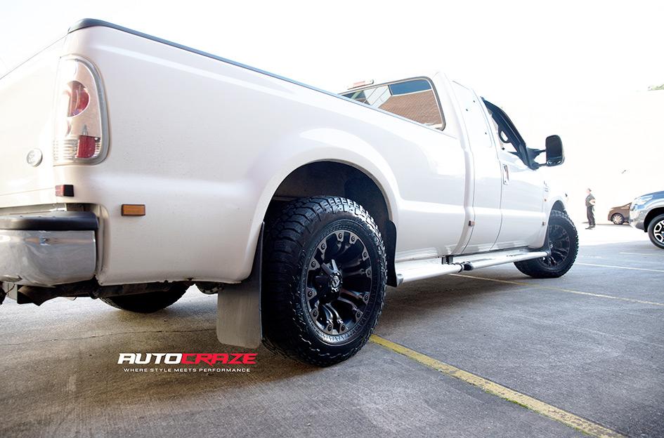 FORD-F250-BLITZ-GLOSS-BLACK