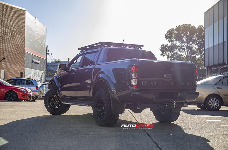 FORD RANGER KICKER MATTE BLACK