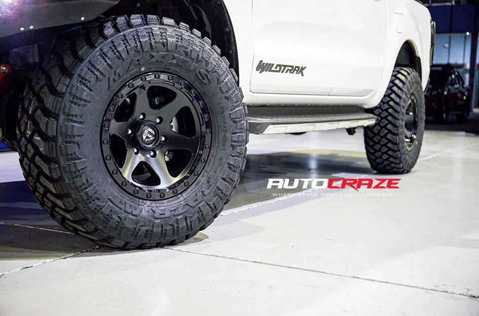 FORD RANGER WARP SATIN BLACK