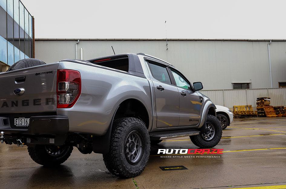 FORD RANGER GRENADE OR XD MATTE GREY MATTE BLACK LIP