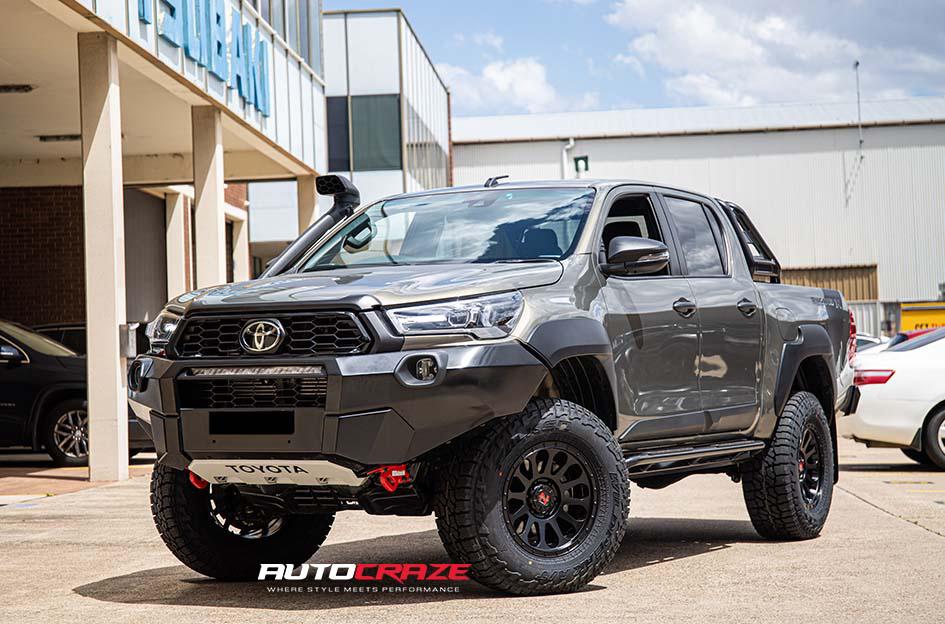 TOYOTA HILUX N80 RUGGED X VICTIM MATTE BLACK