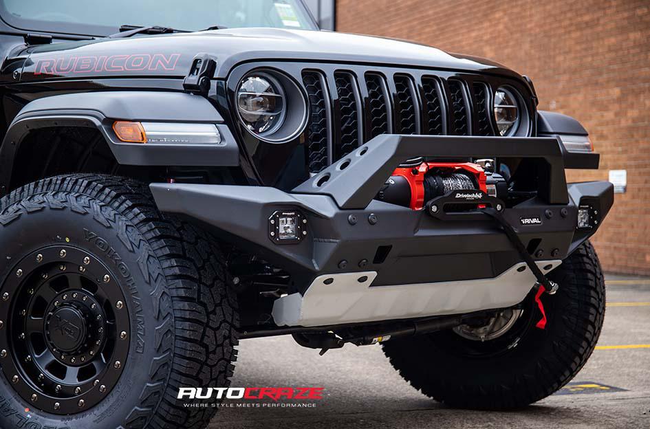 JEEP GLADIATOR CHASE SATIN BLACK