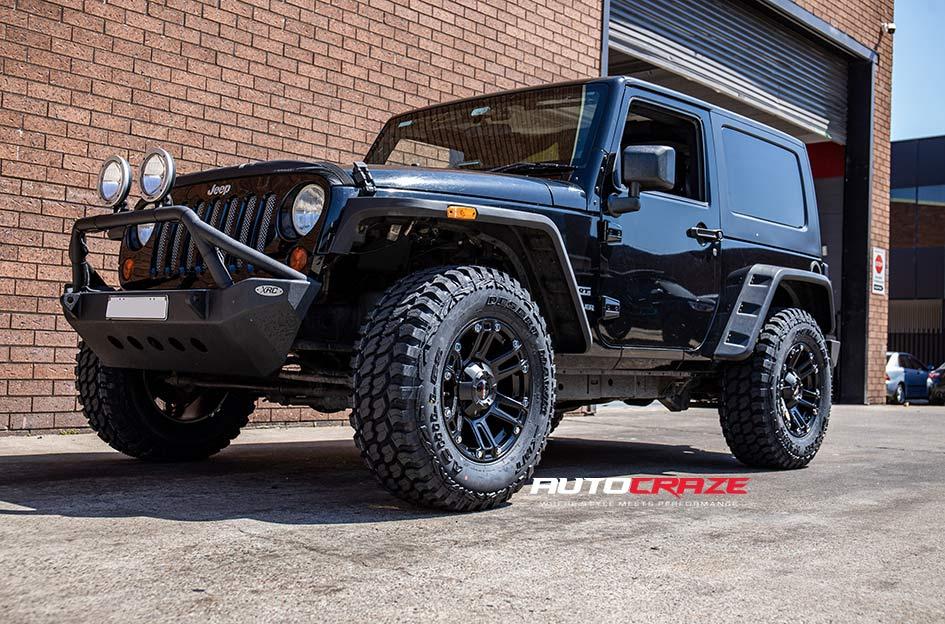 JEEP WRANGLER OUTLAW SATIN BLACK