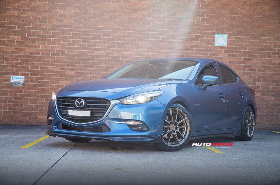 MAZDA-3-DFS-BRONZE