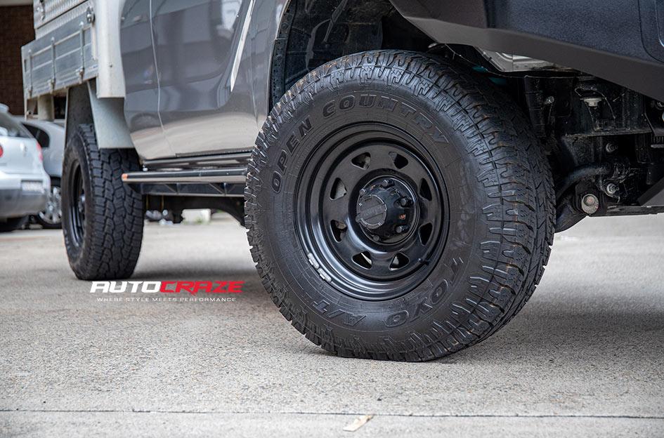 MAZDA BT 50 TERRA SATIN BLACK