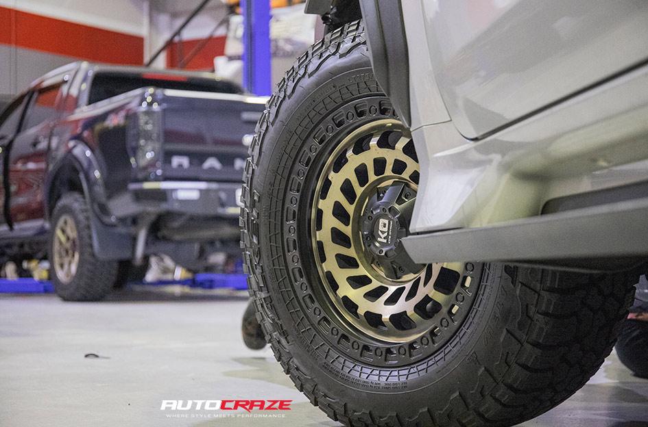 MITSUBISHI PAJERO SPORT ZOMBIE SATIN BLACK MACHINED BRONZE TINT