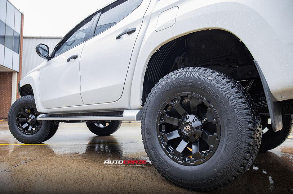 MITSUBISHI TRITON AMBUSH MATTE BLACK