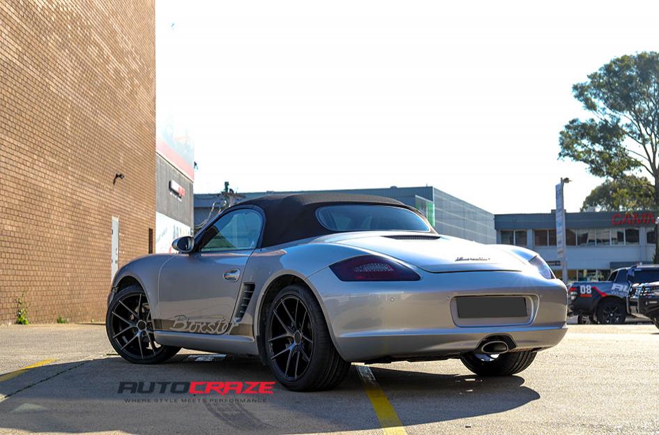 PORSCHE 987 TARGA BLACK   MACHINED WITH DOUBLE DARK TINT