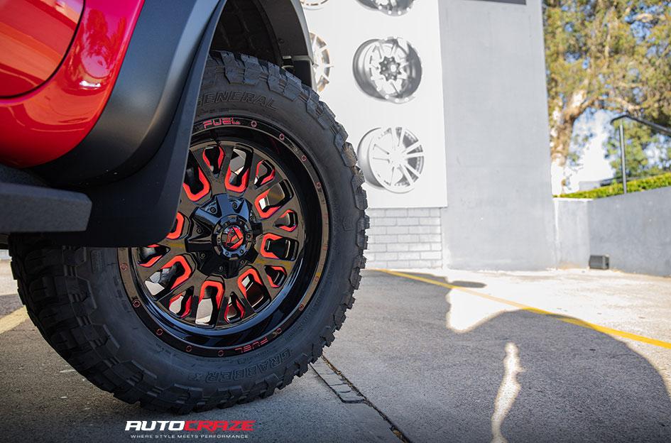 FORD-FPV-GTP-STROKE-GLOSS-BLACK-W-CANDY-RED