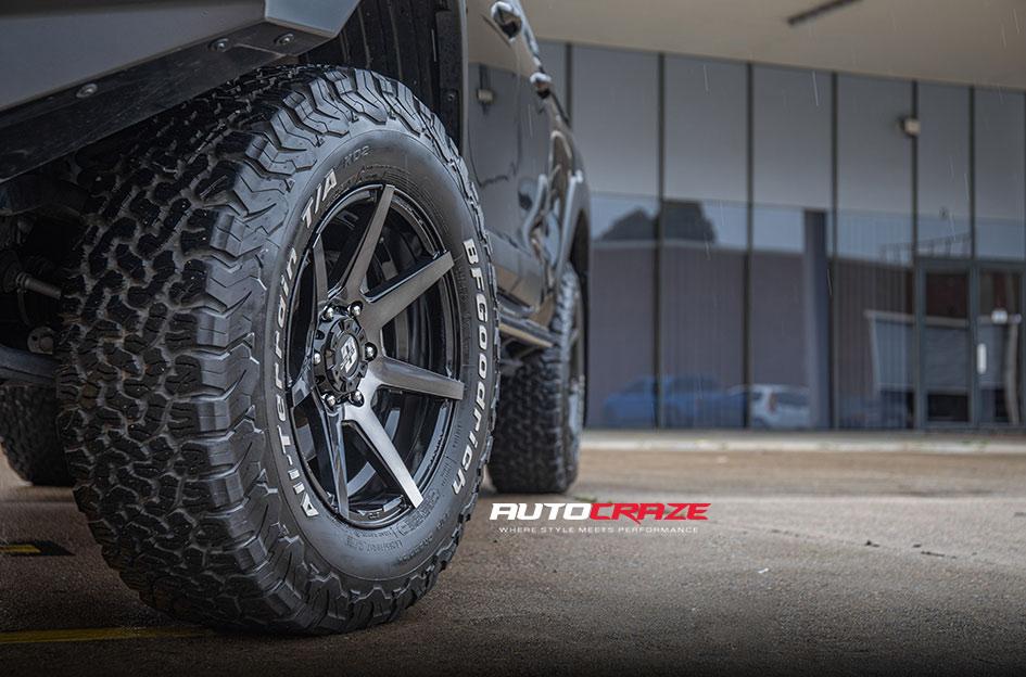 TOYOTA HILUX N80 RUGGED X AVALANCHE MATTE BLACK GREY FACE