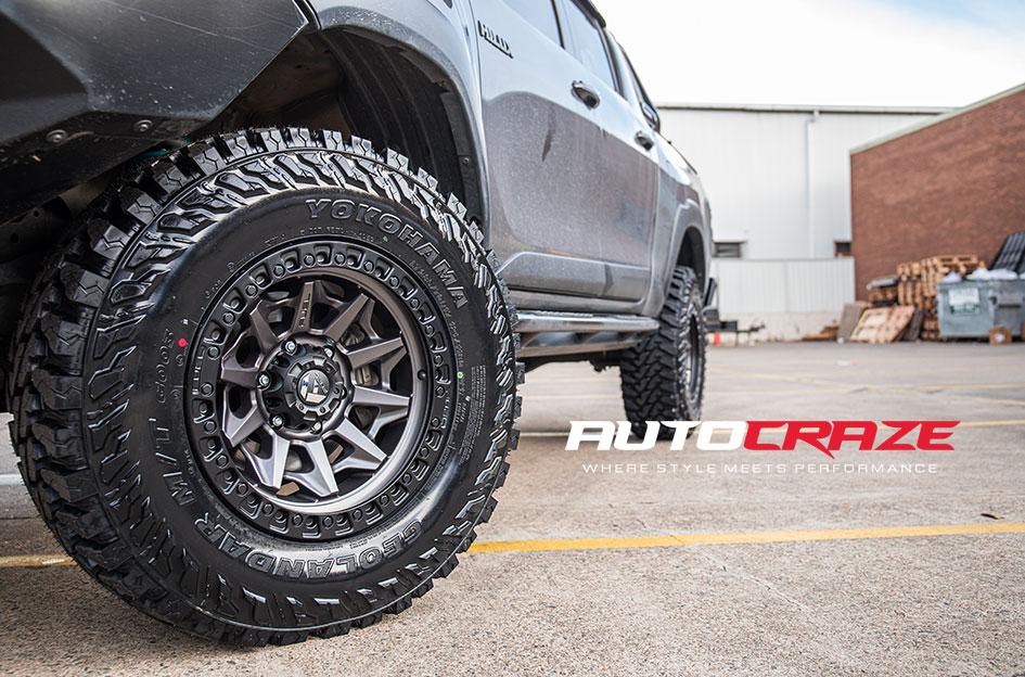 TOYOTA HILUX 4WD FUEL COVERT MATTE GUN BLACK BEAD RING