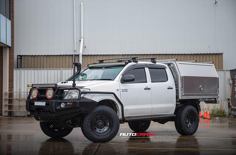 TOYOTA HILUX N70 4WD TERRA SATIN BLACK