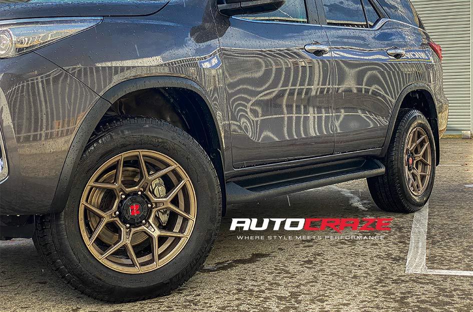 TOYOTA LANDCRUSIER SABBATH BRONZE