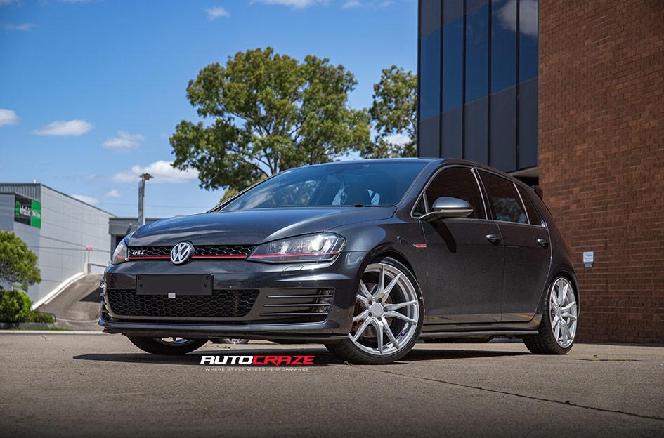 VOLKSWAGEN GOLF SF06 SILVER MACHINED FACE