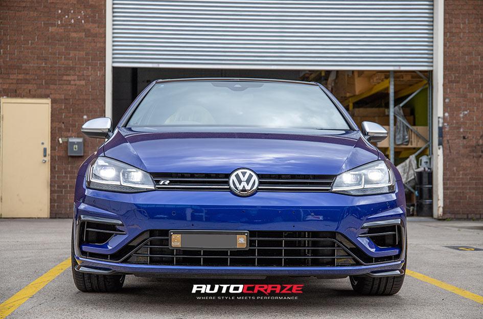 VOLKSWAGEN GOLF SF06 SATIN BLACK